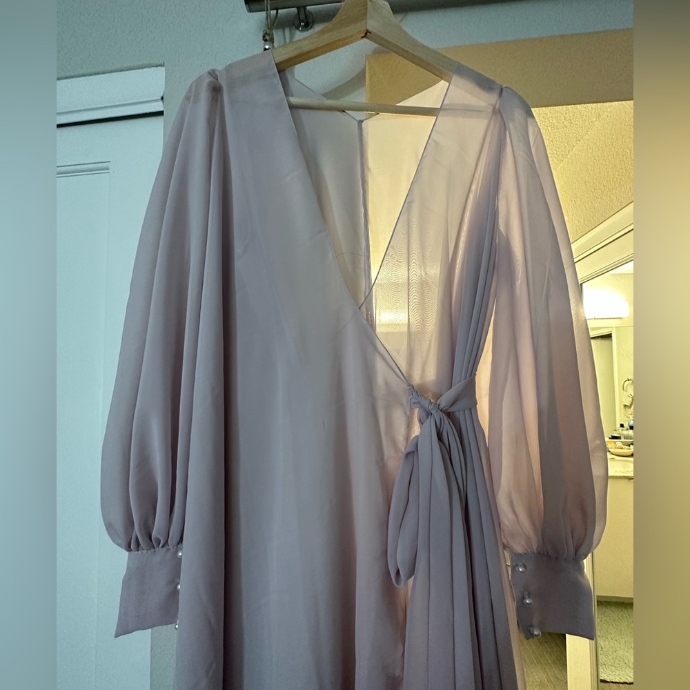 Bridal Robe - Picture 3 of 9